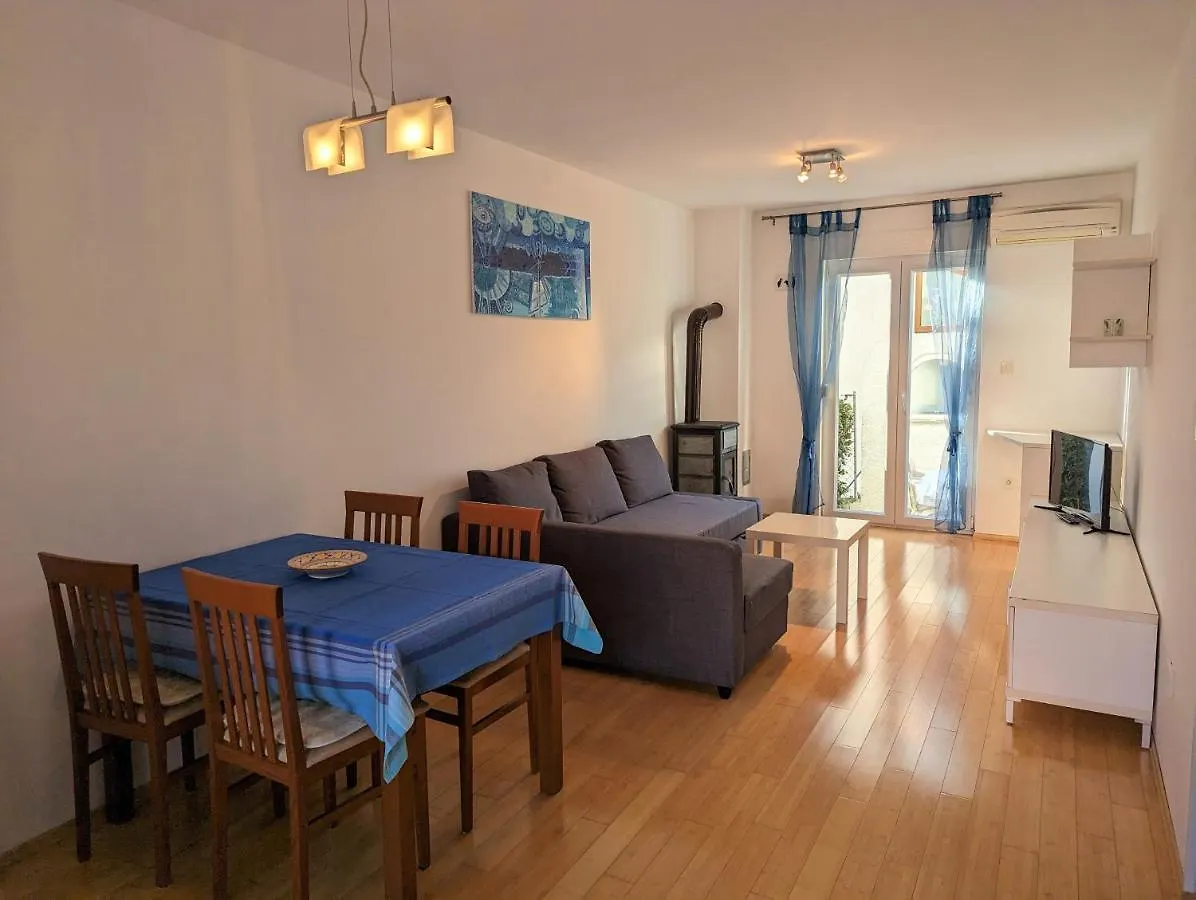 Cozy Apartment Fritz With Garage Rovinj